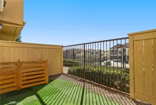 Photo #6: OC25268190 Listing 