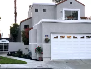 Photo #2: OC25268578 Listing 