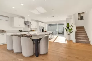 Photo #4: OC25269602 Listing 