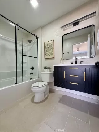 Photo #5: OC25269883 Listing 