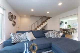 Photo #5: OC25270007 Listing 