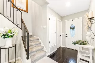 Photo #5: OC25270087 Listing 