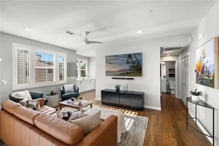 Photo #5: OC25270172 Listing 