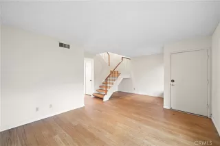 Photo #5: OC25270634 Listing 