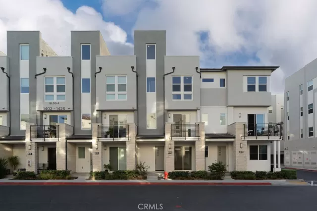 MLS: OC25270880 Condo For Sale