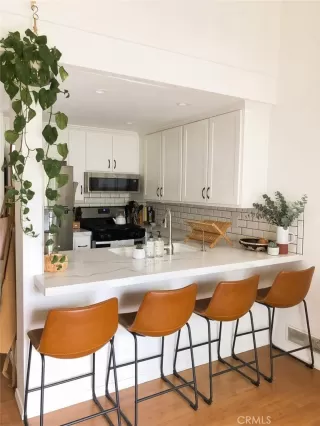 Photo #3: OC25270924 Listing 