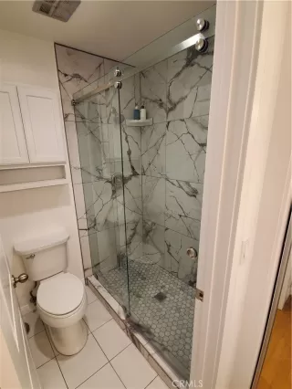 Photo #4: OC25270924 Listing 