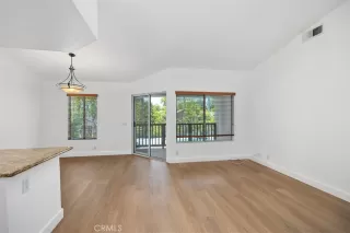 Photo #3: OC25271006 Listing 