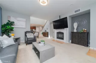 Photo #2: OC25271026 Listing 