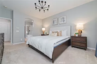 Photo #5: OC25271026 Listing 