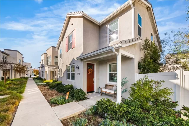 MLS: OC25271087 Condo For Sale