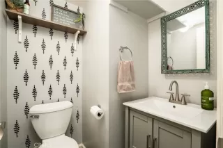 Photo #4: OC25271145 Listing