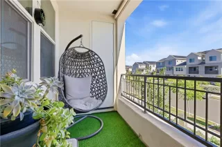 Photo #6: OC25271677 Listing