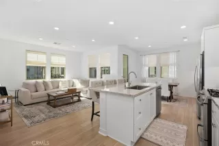 Photo #3: OC25271694 Listing