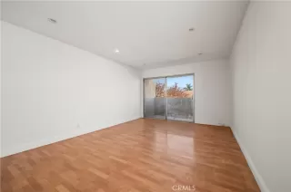 Photo #5: OC25271794 Listing