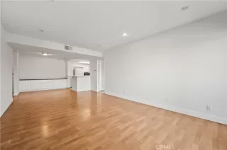 Photo #6: OC25271794 Listing