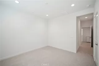 Photo #6: OC25271933 Listing 