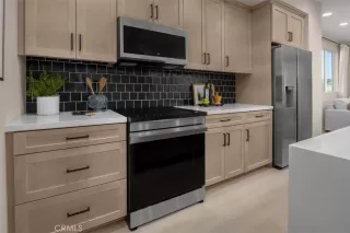 Photo #3: OC25271973 Listing