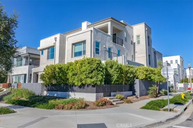 MLS: OC25272074 Condo For Sale