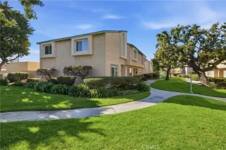 Photo #4: OC25272091 Listing 