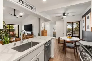 Photo #5: OC25272140 Listing