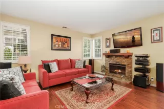 Photo #4: OC25272543 Listing 