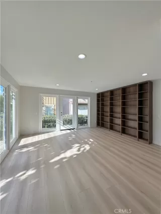 Photo #1: OC25272923 Listing 