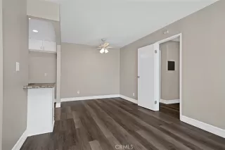 Photo #3: OC25273073 Listing