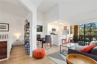 Photo #1: OC25273436 Listing 