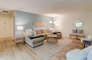 Photo #5: OC25273481 Listing