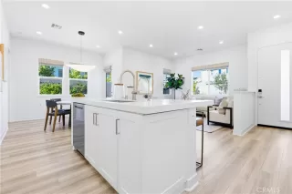 Photo #1: OC25273648 Listing