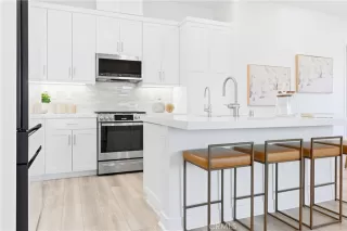 Photo #3: OC25273648 Listing