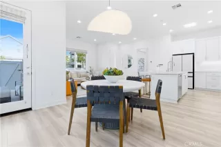 Photo #5: OC25273648 Listing