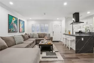 Photo #3: OC25273675 Listing