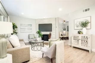 Photo #5: OC25273766 Listing