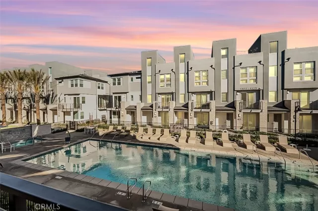 MLS: OC25273919 Condo For Sale