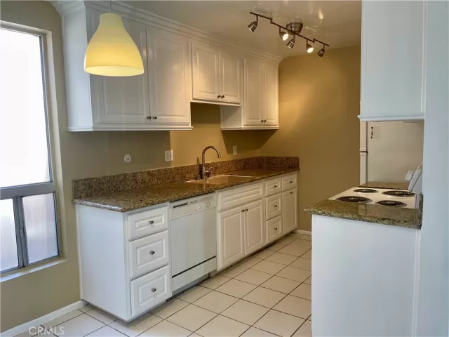 MLS: OC25274088 Condo For Sale