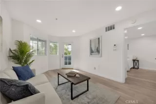 Photo #2: OC25274299 Listing 