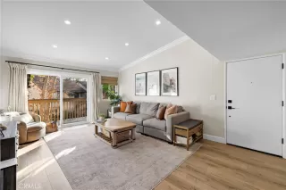 Photo #2: OC25274566 Listing