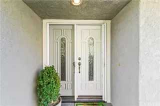 Photo #4: OC25274592 Listing