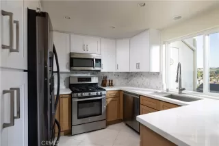 Photo #6: OC25274633 Listing