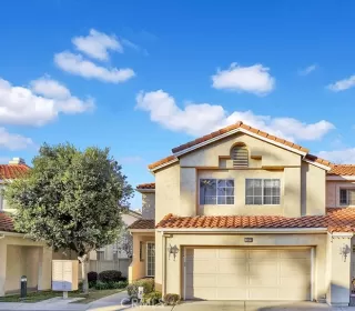 Photo #1: OC25274648 Listing