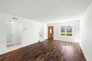 Photo #4: OC25274875 Listing