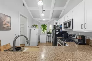 Photo #6: OC25275353 Listing 