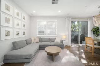 Photo #2: OC25275358 Listing