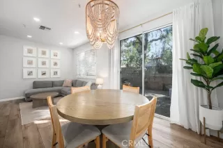 Photo #6: OC25275358 Listing