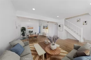 Photo #6: OC25276019 Listing