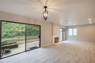 Photo #5: OC25276190 Listing 