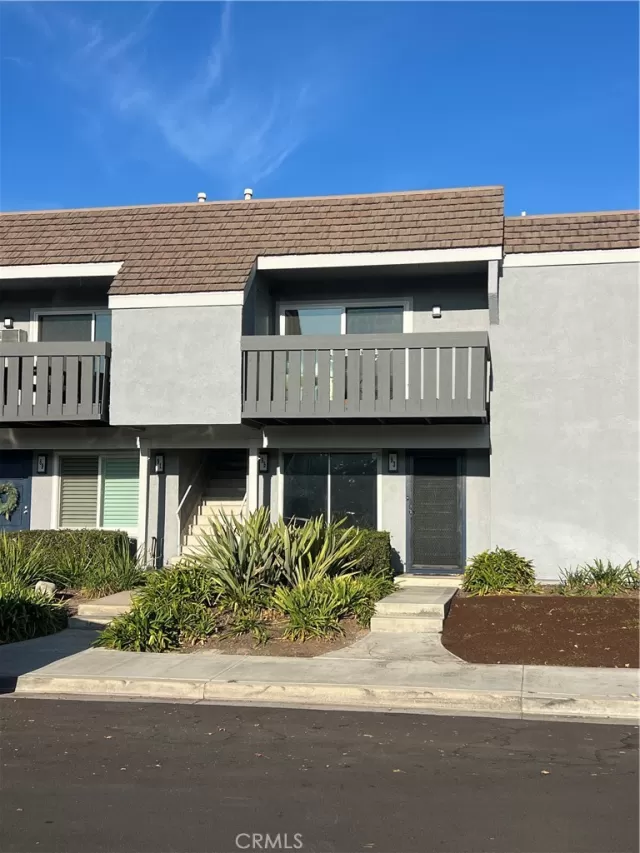 MLS: OC25276512 Condo For Sale