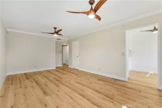 Photo #5: OC25276736 Listing